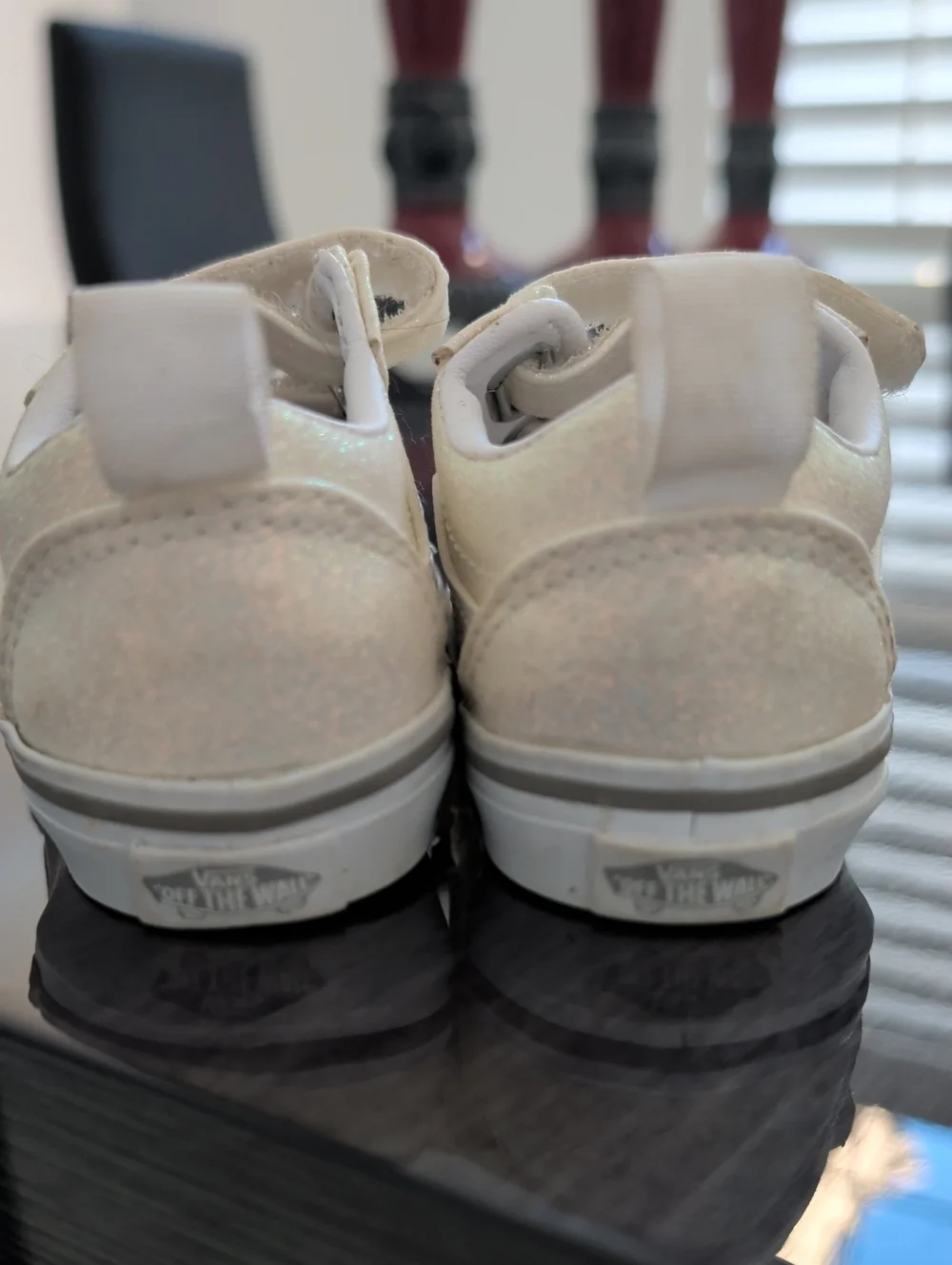 Vans Baby Girl WARD V Gold Glitter Sneakers Gym Shoes